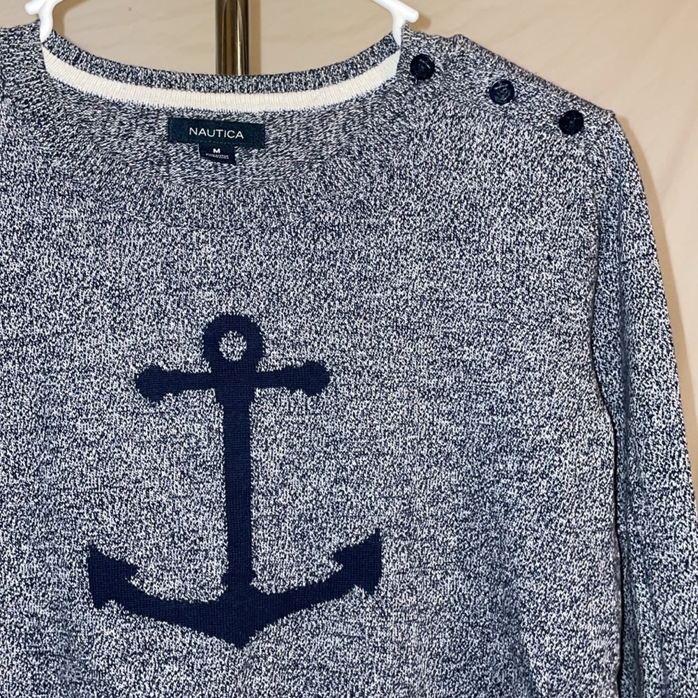 Nautica